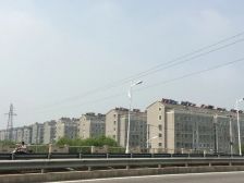 小区地理位置好,居民素质高 ,有健身器材