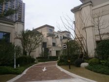 户型方正 交通方便 配套成熟 采光视野好