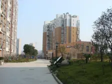 一梯两户 电梯小高层 南北通透 聚源路旁