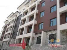 薇乐花园 四室两厅两卫 精装修 拎包入住 随时看房