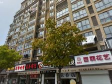 市区电梯复式,精装带地暖 诚心出售!