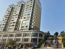 长河湾小区,毛坯两房,一楼,满5年,看房方便证在手