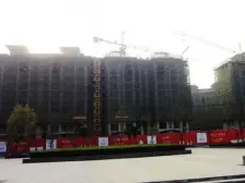 商品住宅 电梯房 临地铁 近医院 交通便捷 满五