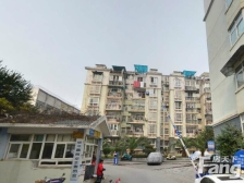 CBD商圈,装修才5年多,二楼,二楼