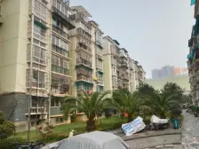 刘家大堰简装大两房出售,配套完善,采光充足