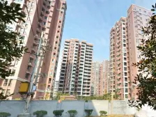 该房屋产权证已满五年,税费低,交易费用少