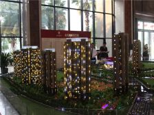 新天城市广场三区(湖郡苑)6室2厅东南