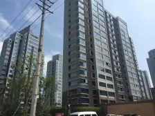 视野开阔,采光充足,户型方正,适合全家居住