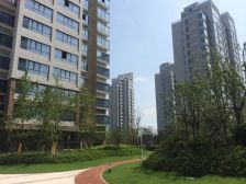 大四房南北通风采光充足拎包入住