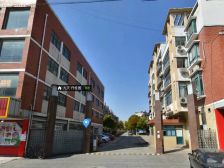 顶层复式,有露台,配套齐全,出行便利