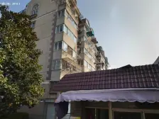 三附,楼中楼,采光好,出行方便,