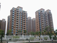 宝丽茗苑精装修大两房拎包入住随时交易中间楼层
