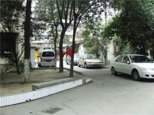 石人南路35号2室1厅东南