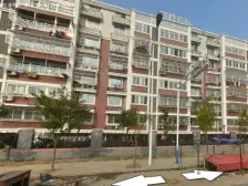 毛坯房任意装修 电梯房,地面车库价格可以谈