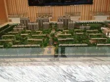 双前京+花园+储藏室+地暖+大三房+价格可谈+万达旁边