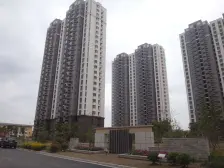 近地铁15号线100米朝南一房业主诚心卖看房子方便