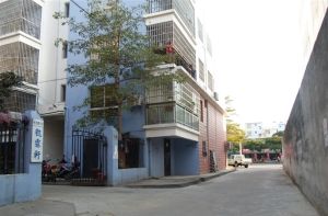 户型不错,证在手,采光好,配套齐全