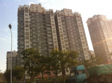 新苑华庭 五层高的楼中楼 精装修 诚心出售