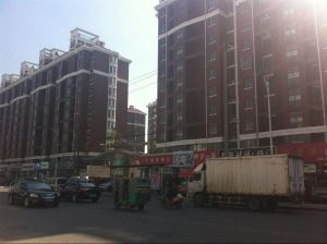 长航地中海花园电梯房有车库精装修价格可谈