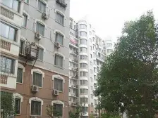 南阳路东风路双气大复试,带露台,出门3号8号双地铁口