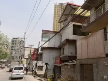 西关文化宫梅园小区三室两厅两卫好房出售