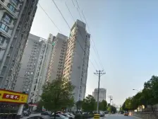 水悦城商圈 华翔世纪城大四房精装修 诚心出售