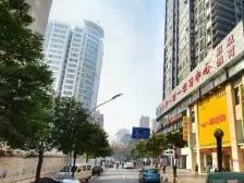 文化广场 4室2厅 南