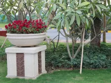 城南艺境,安静无噪音,可以看江景,看房方便。