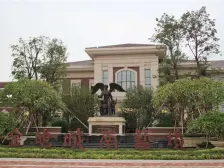 金地城南艺境 182平 双拼别墅 正南朝向 花园300平