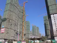 大名城三室两厅两卫 毛坯现房 带车位 采光视野佳