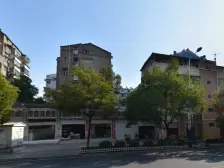 星城花园精装大四房 楼层好 购物 停车都方便