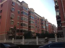 经三路广电路 精装双气大三室 户型方正 采光好