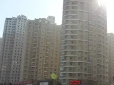 装修好 产权清晰 医疗配套成熟 南向采光好 有电梯 满二