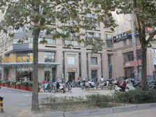 2022年新装修,高档家具家电,保持好,看房方便