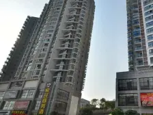 平湖天下四期两房楼层低不是1楼