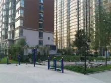 精装修,直接入住,视野采光好,体育公园旁