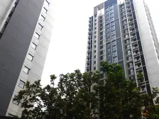 此房精装修,户型方正,业主诚心出售,