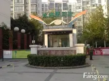 花园路旁小高层 一梯两户 三叶草户型 看房方便