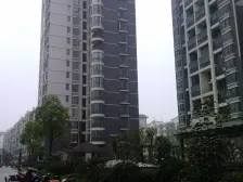 地铁口、北龙湖、凤山公园、双气小区