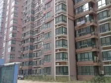 电梯精装两房 年代新 集中供暖 双地铁 巴中