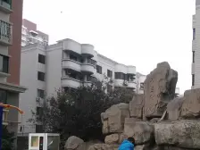 米兰阳光 1室1厅 东