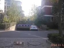 顺驰 180平一楼带院带160平地下室 采光好