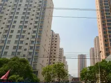 电梯房 采光好 户型正规 价格可议