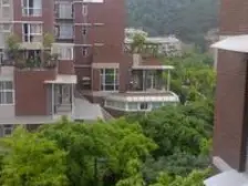 学府路 依林雅筑三房145万