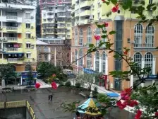 位置好,出入方便,户型方正,采光充足,生活便利