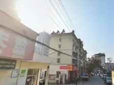 东湖花园 精装电梯四房二卫,采光好,停车方便