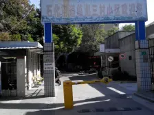 视野开阔,采光充足,交通便利,离金山卫近