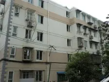 自住精装南北板房一梯两户,诚意出售