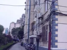 花园路76弄小区3室东南朝向790.00万元/套出售