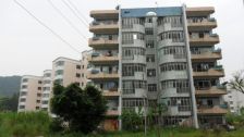金岛路名珠花园金海华府隔壁南向户型